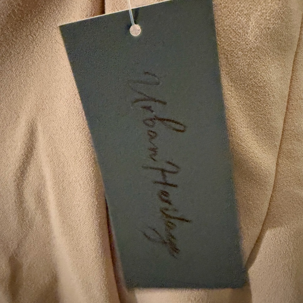 Elegant Soft Pink Women's Pants - Picture 3 of 5